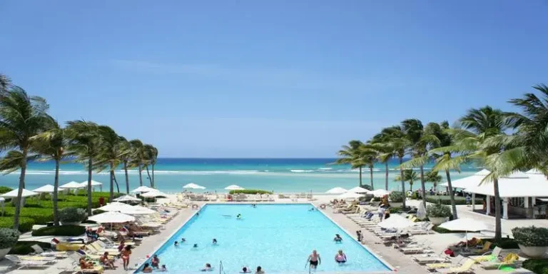 Budget-Friendly Beach Escapes: 10 Florida Resorts That Won’t Break the Bank