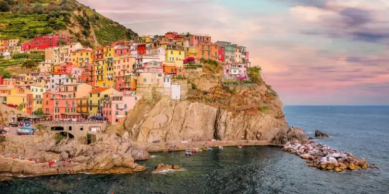 The Hidden Beauty of Riomaggiore: A Must-Visit Destination in Cinque Terre
